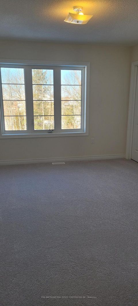 Photo 12 at 139 Dovedale Drive, Keswick South, Georgina