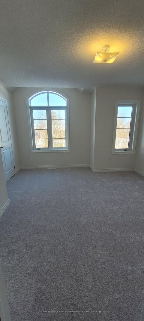 Photo 14 at 139 Dovedale Drive, Keswick South, Georgina