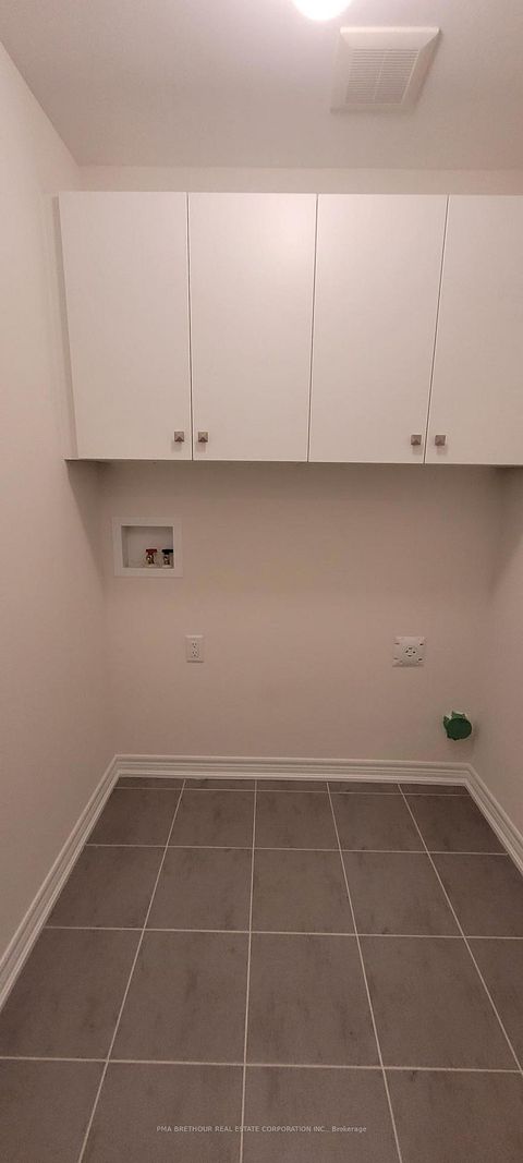Photo 19 at 139 Dovedale Drive, Keswick South, Georgina