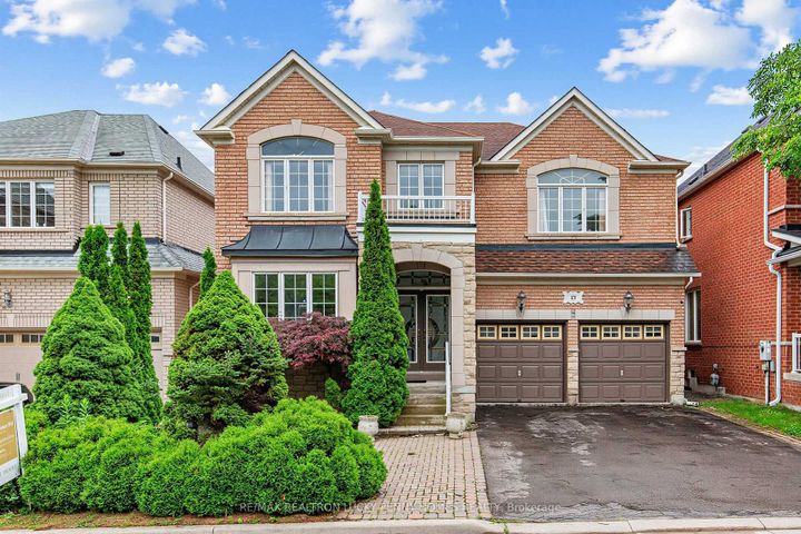 Photo 4 at 17 Coral Cove Court, Greensborough, Markham