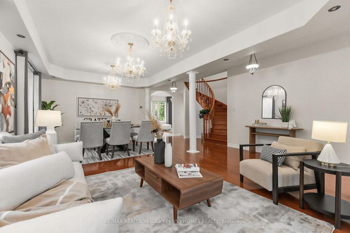 Photo 12 at 17 Coral Cove Court, Greensborough, Markham