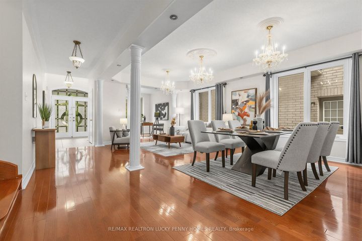 Photo 18 at 17 Coral Cove Court, Greensborough, Markham