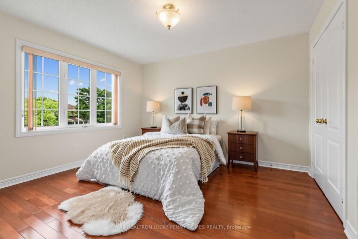 Photo 37 at 17 Coral Cove Court, Greensborough, Markham