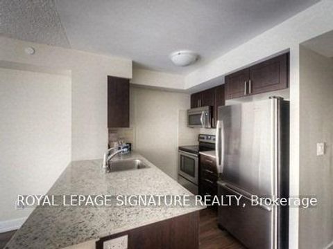 Photo 3 at 821 - 2 Eva Road, Etobicoke West Mall, Toronto