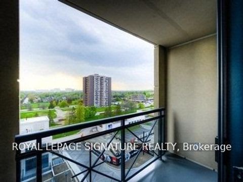 Photo 10 at 821 - 2 Eva Road, Etobicoke West Mall, Toronto
