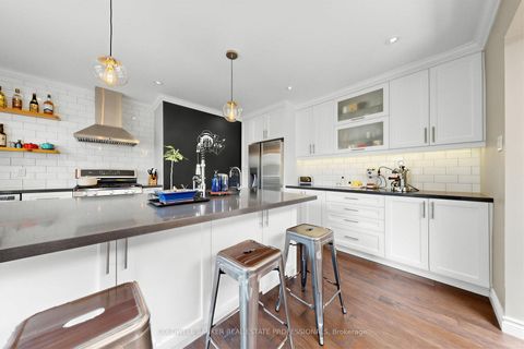 Photo 11 at 18 Tuna Court, Donalda, Toronto