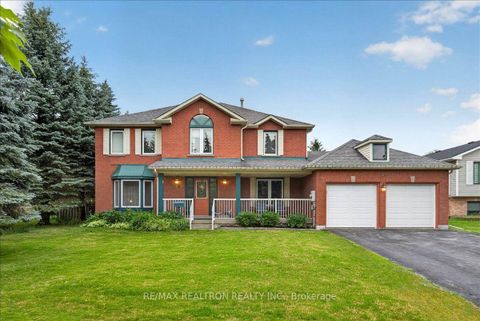 Photo 2 at 2767 Shering Crescent, Stroud, Innisfil