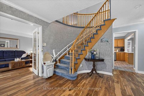 Photo 6 at 2767 Shering Crescent, Stroud, Innisfil