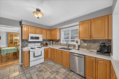 Photo 15 at 2767 Shering Crescent, Stroud, Innisfil
