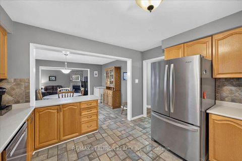 Photo 17 at 2767 Shering Crescent, Stroud, Innisfil