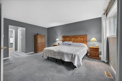 Photo 36 at 2767 Shering Crescent, Stroud, Innisfil