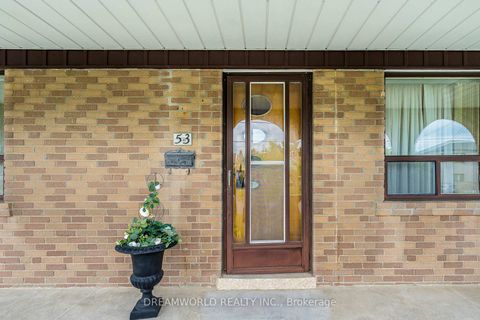 Photo 5 at 53 Compton Crescent, CFB, Toronto