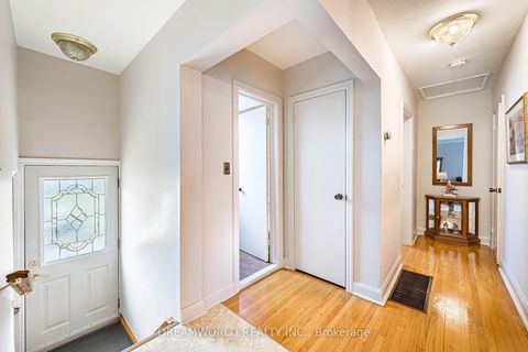 Photo 22 at 53 Compton Crescent, CFB, Toronto