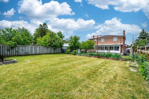 Photo 45 at 53 Compton Crescent, CFB, Toronto