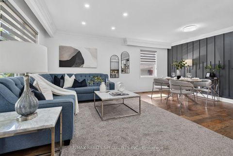 Photo 9 at 94 Eringate Drive, West Deane, Toronto