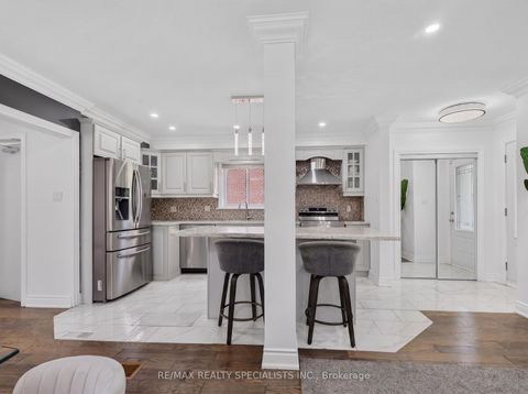 Photo 14 at 94 Eringate Drive, West Deane, Toronto