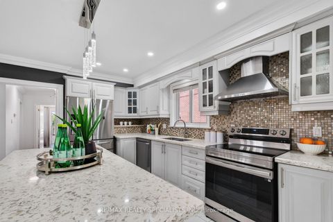 Photo 15 at 94 Eringate Drive, West Deane, Toronto