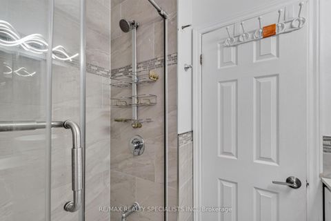 Photo 17 at 94 Eringate Drive, West Deane, Toronto