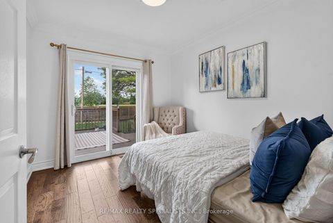 Photo 23 at 94 Eringate Drive, West Deane, Toronto