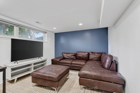 Photo 26 at 94 Eringate Drive, West Deane, Toronto