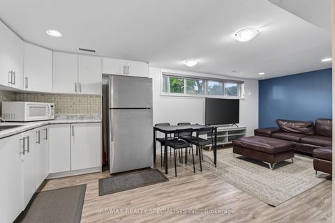 Photo 28 at 94 Eringate Drive, West Deane, Toronto