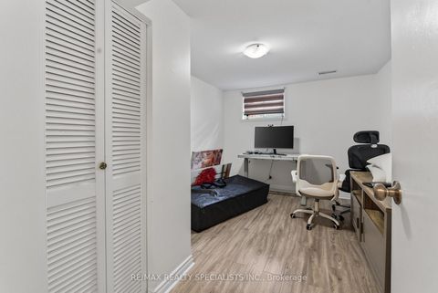 Photo 32 at 94 Eringate Drive, West Deane, Toronto