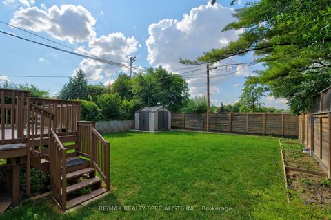 Photo 38 at 94 Eringate Drive, West Deane, Toronto