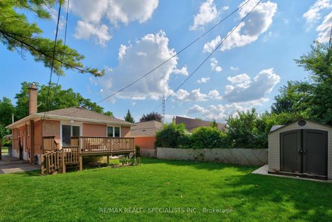 Photo 40 at 94 Eringate Drive, West Deane, Toronto