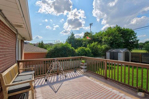 Photo 48 at 94 Eringate Drive, West Deane, Toronto