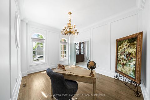 Photo 5 at 42 Oatlands Crescent, Mill Pond, Richmond Hill