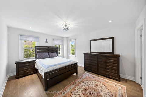 Photo 27 at 42 Oatlands Crescent, Mill Pond, Richmond Hill