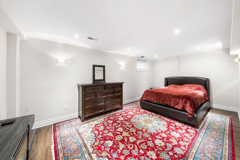Photo 34 at 42 Oatlands Crescent, Mill Pond, Richmond Hill