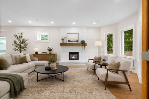 Photo 2 at 509 Christie Street, Wychwood, Toronto