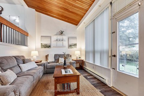 Photo 10 at 10 - 331 Military Trail, Morningside, Toronto