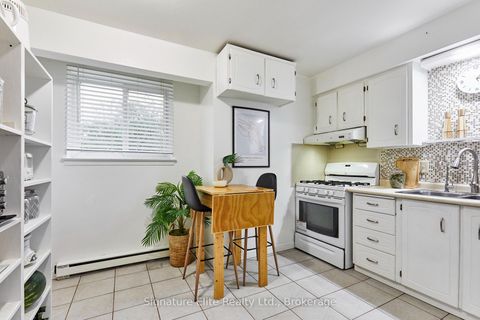 Photo 16 at 10 - 331 Military Trail, Morningside, Toronto