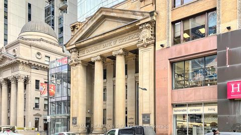 Photo 3 at 5905 - 197 Yonge Street, Yonge Corridor, Toronto