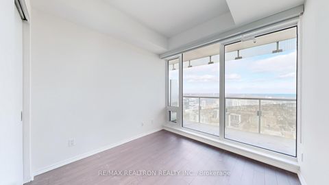 Photo 17 at 5905 - 197 Yonge Street, Yonge Corridor, Toronto