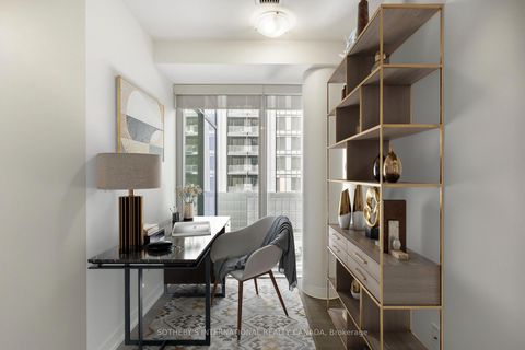 Photo 4 at 713 - 105 George Street, Moss Park, Toronto