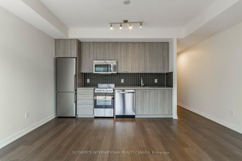 Photo 9 at 713 - 105 George Street, Moss Park, Toronto