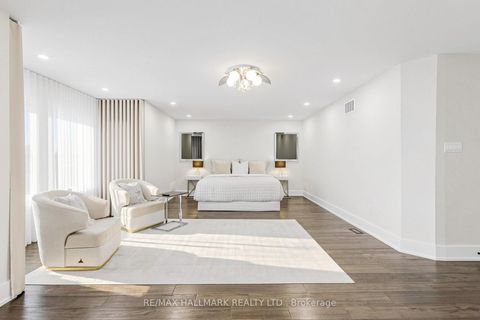 Photo 17 at 63 Willett Crescent, Mill Pond, Richmond Hill