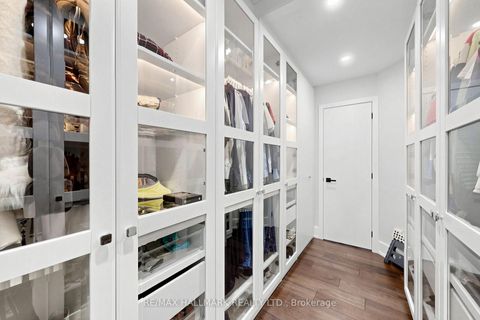 Photo 18 at 63 Willett Crescent, Mill Pond, Richmond Hill