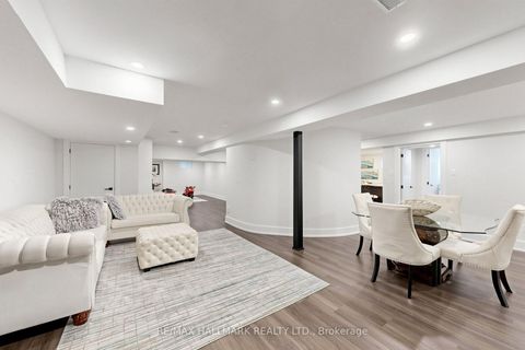 Photo 32 at 63 Willett Crescent, Mill Pond, Richmond Hill