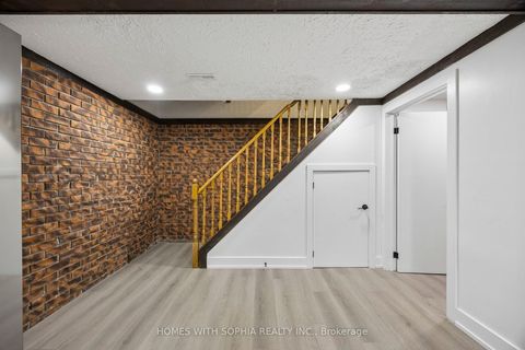 Photo 39 at 34 Rustywood Drive, Donalda, Toronto