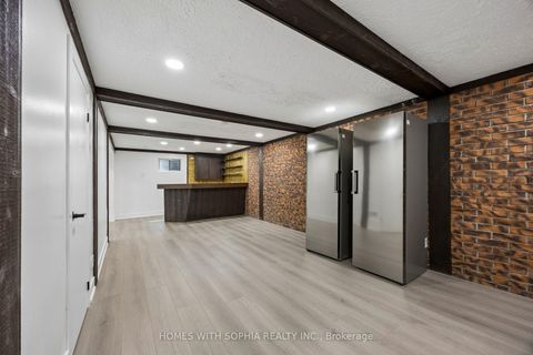 Photo 40 at 34 Rustywood Drive, Donalda, Toronto