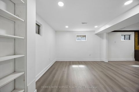 Photo 45 at 34 Rustywood Drive, Donalda, Toronto