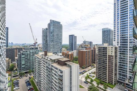Photo 12 at 1821 - 70 Roehampton Avenue, Mount Pleasant West, Toronto
