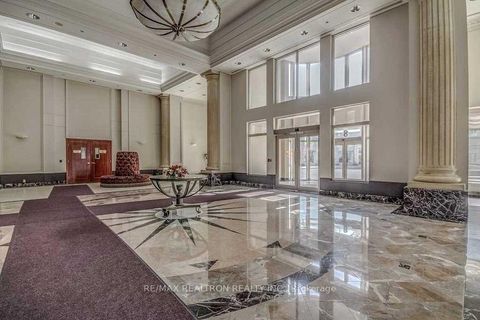 Photo 5 at 910 - 8 Lee Centre Drive, Woburn, Toronto