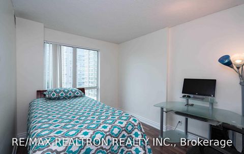Photo 20 at 910 - 8 Lee Centre Drive, Woburn, Toronto
