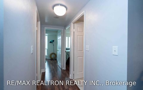 Photo 27 at 910 - 8 Lee Centre Drive, Woburn, Toronto