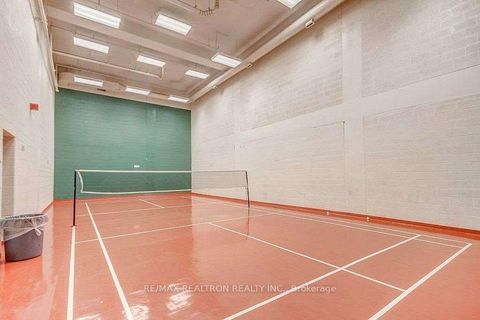 Photo 30 at 910 - 8 Lee Centre Drive, Woburn, Toronto